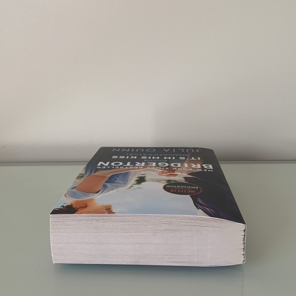 Paperback Bridgerton Book It’s In His Kiss By Julia Quinn Historical Romance - Picture 7 of 7